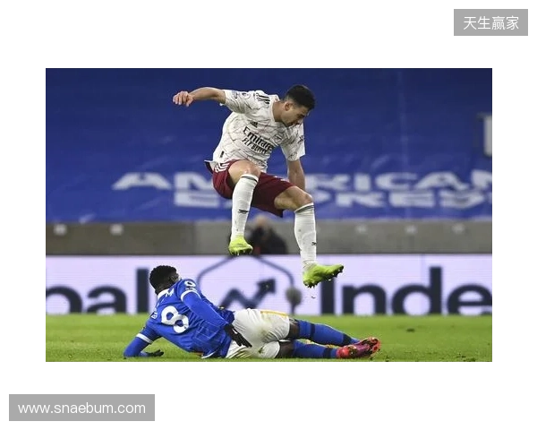 阿尔特塔:对手最后射门让我心跳停止,好在拉亚及时扑救 阿尔特塔:对手最后射门让我心跳停止,好在拉亚及时扑救